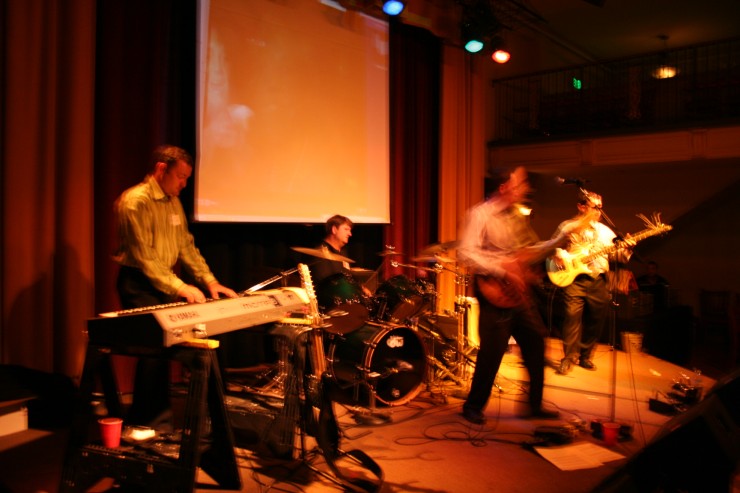 Click for original image 858k 1728x1152